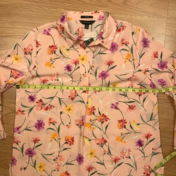 Paige Investments NWT Pink Floral Popover Blouse - Picture 7 of 13